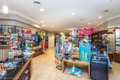Vero`s Gem Condo - image 28