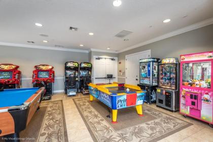 Vero`s Gem Condo - image 30