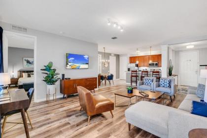 Vero`s Gem Condo - image 5