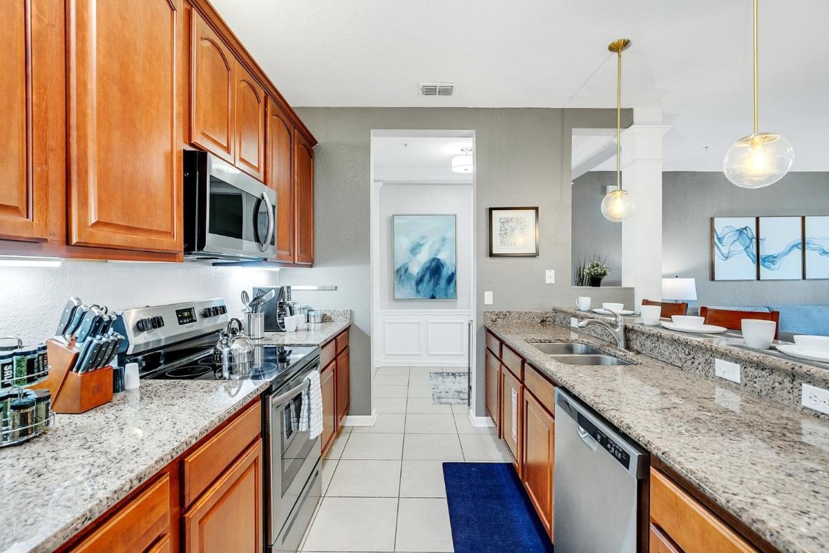 Vero`s Gem Condo - image 7