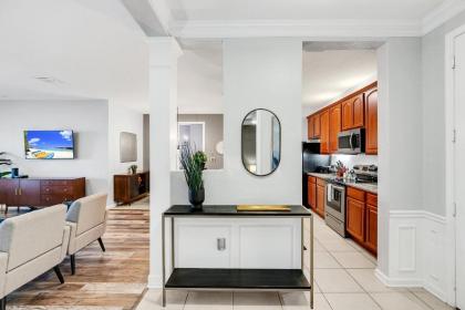 Vero`s Gem Condo - image 9