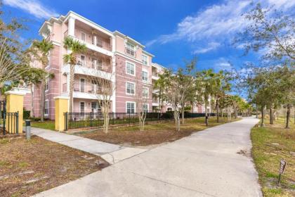 Spring Lakeview Condo - image 29