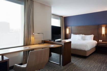 Residence Inn by Marriott Orlando at Millenia - image 18