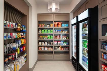 SpringHill Suites by Marriott Orlando at Millenia - image 13