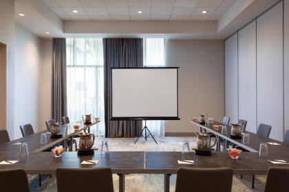 SpringHill Suites by Marriott Orlando at Millenia - image 22
