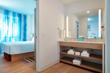 Universal's Endless Summer Resort - Surfside Inn and Suites - image 12