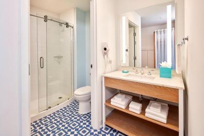 Universal's Endless Summer Resort - Surfside Inn and Suites - image 7