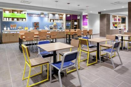 Home2 Suites By Hilton Orlando South Park - image 9
