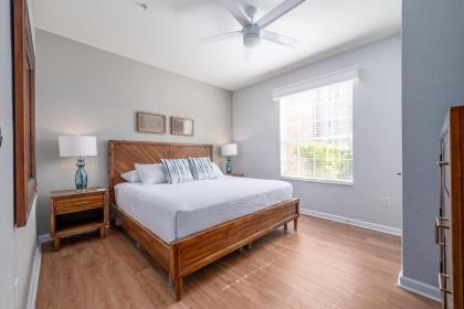 Casa Lucia Lakeview Condo - image 20