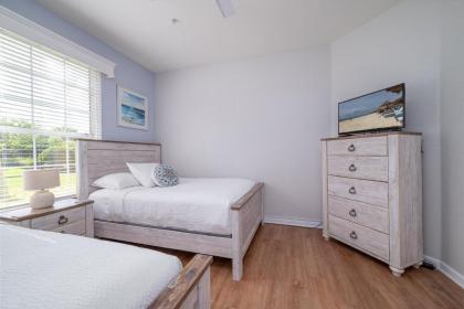 Casa Lucia Lakeview Condo - image 27