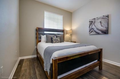 Santiago's Corner Condo - image 11