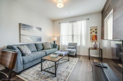Santiago's Corner Condo - image 2