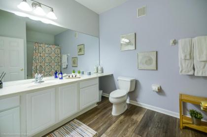 Santiago's Corner Condo - image 20