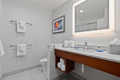 Holiday Inn Express Orlando - Lake Buena Vista Area - image 23