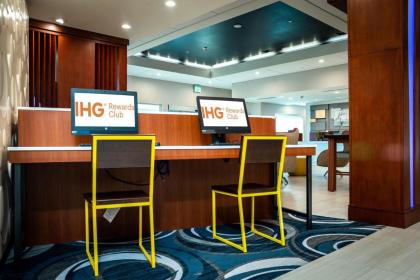 Holiday Inn Express Orlando - Lake Buena Vista Area - image 9