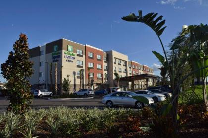Holiday Inn Express & Suites - Orlando - Lake Nona Area