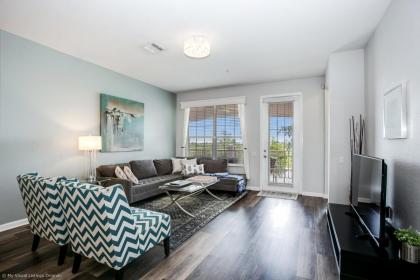 Shoreway Loop Unit 206 Condo - image 2