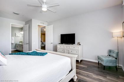 Shoreway Loop Unit 206 Condo - image 9