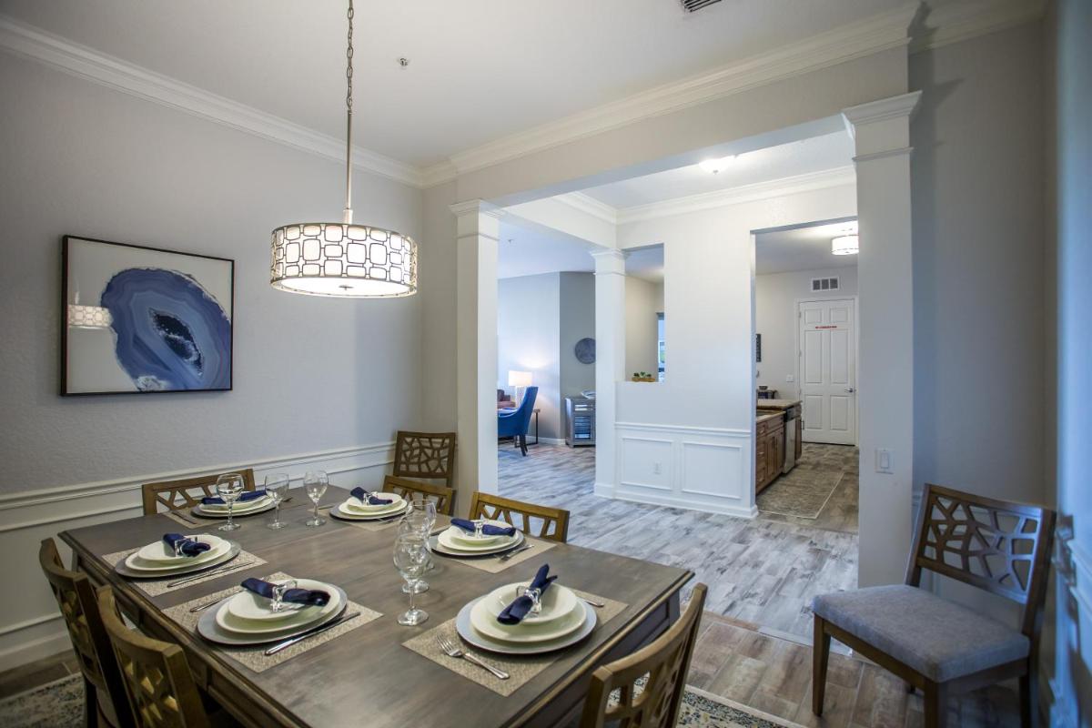 Shoreway Loop Unit 402 Condo - main image