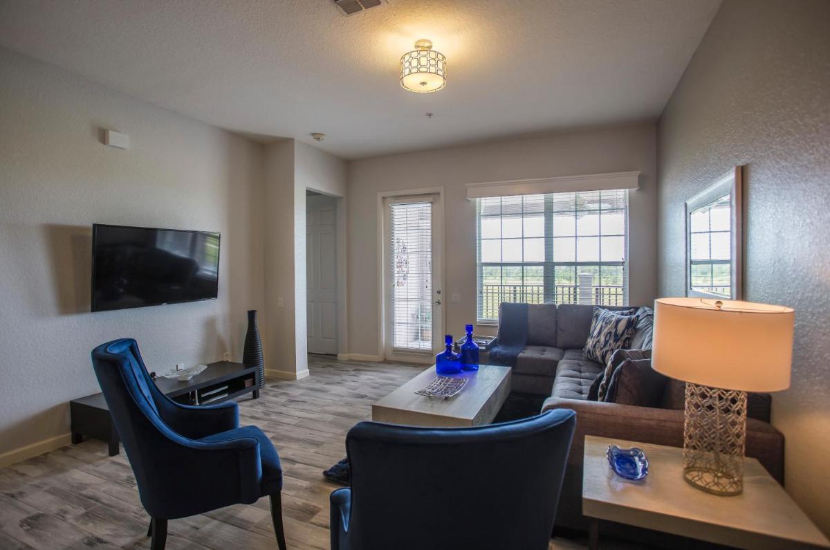 Shoreway Loop Unit 402 Condo - image 6