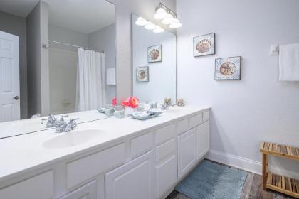 Tideview Circle Unit 38 Condo - image 13