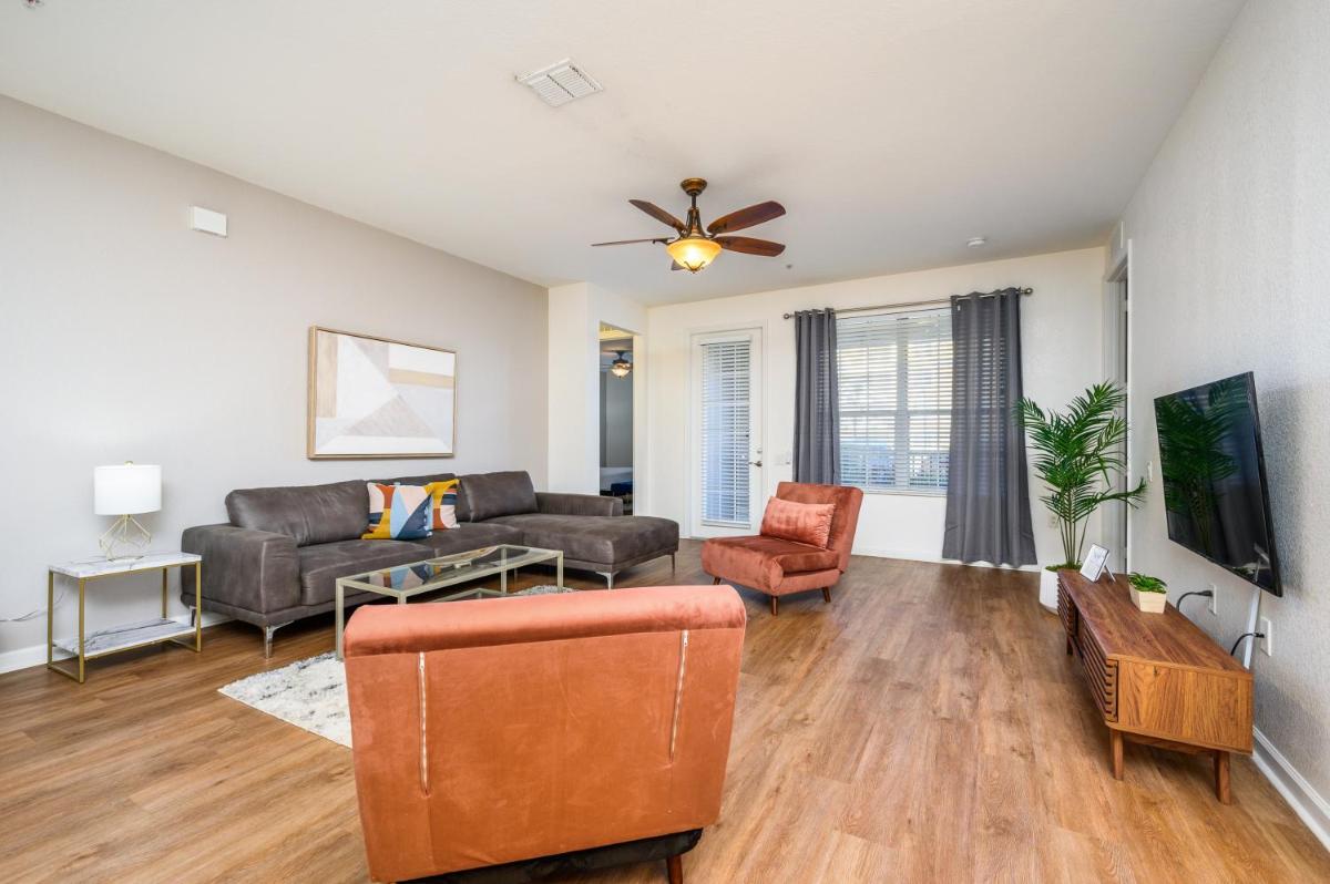 Shoreway Loop Unit 105 Condo - image 2