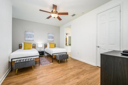 Shoreway Loop Unit 105 Condo - image 21
