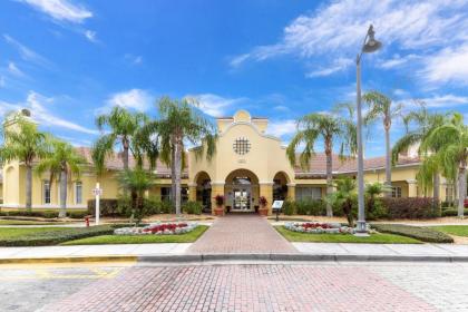 Shoreway Loop Unit 105 Condo - image 26