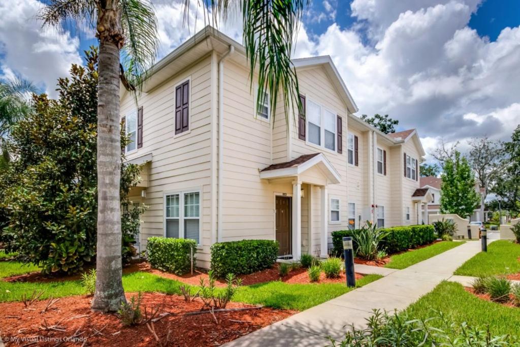 Lucaya Village Resort Townhome Unit 14 Townhouse - main image