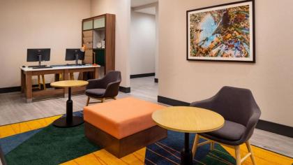 Holiday Inn & Suites - Orlando - International Dr S - image 15