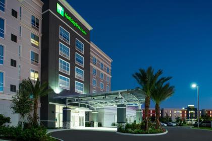 Holiday Inn & Suites - Orlando - International Dr S - image 18