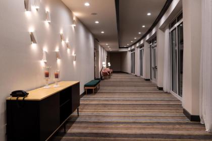 Holiday Inn & Suites - Orlando - International Dr S - image 28