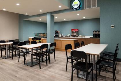 Holiday Inn & Suites - Orlando - International Dr S - image 7