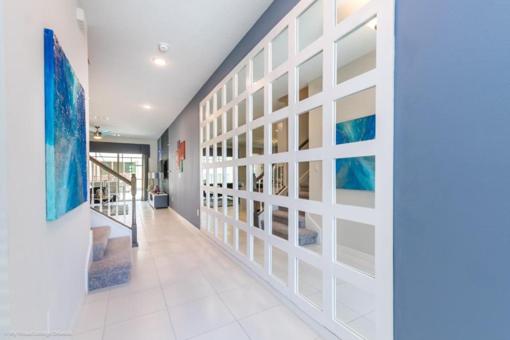 Orlando Newest Resort Community Town Home Townhouse - image 2