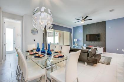 Orlando Newest Resort Community Town Home Townhouse - image 7