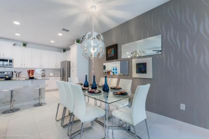 Orlando Newest Resort Community Town Home Townhouse - image 9