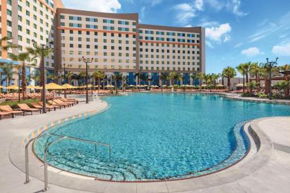 Universal's Endless Summer Resort - Dockside Inn and Suites - image 2