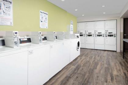 Woodspring Suites Orlando International Drive - image 13