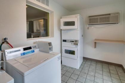 Motel 6-Kissimmee FL - Orlando - image 12