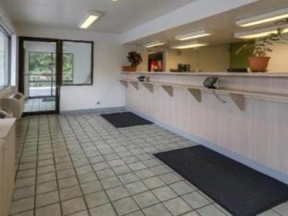 Motel 6-Kissimmee FL - Orlando - image 2