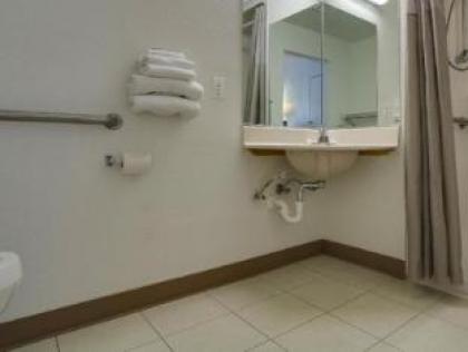 Motel 6-Kissimmee FL - Orlando - image 6
