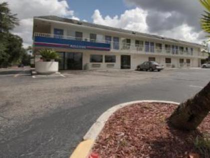 Motel 6-Kissimmee FL - Orlando - image 9