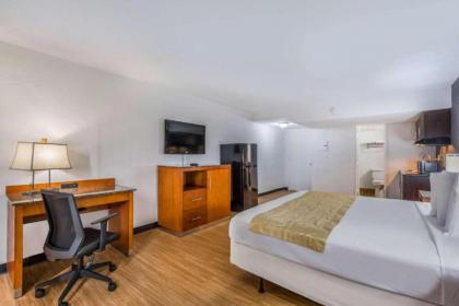 OYO Hotel Orlando Airport - image 25