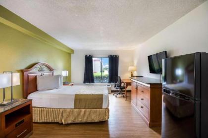 OYO Hotel Orlando Airport - image 30