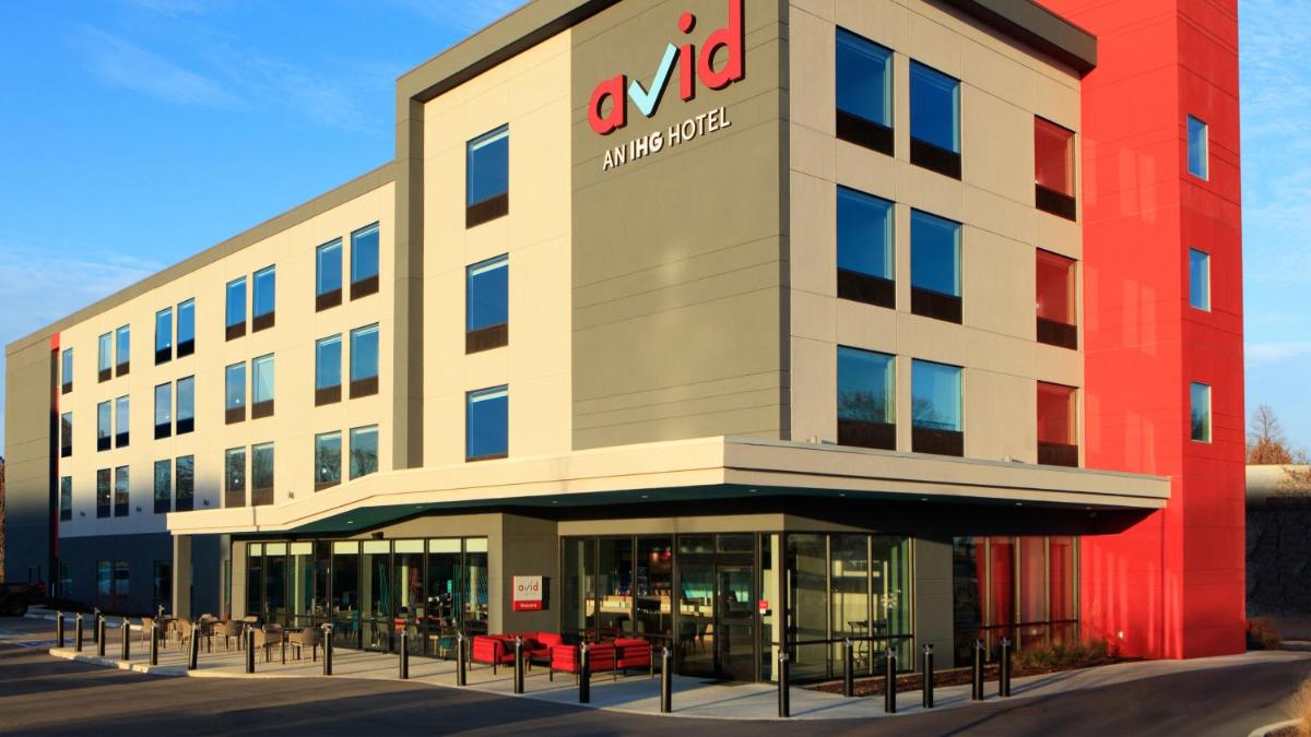 avid hotels - Orlando International Airport - main image