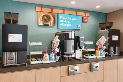 avid hotels - Orlando International Airport - image 5