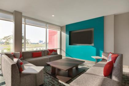 avid hotels - Orlando International Airport - image 8