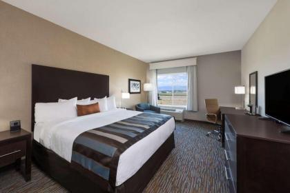 La Quinta Inn & Suites by Wyndham Orlando IDrive Theme Parks - image 20