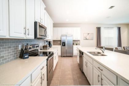 1719Cvt Orlando Newest Resort Community Home Villa - image 6