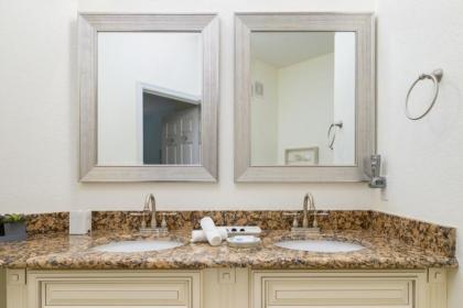 9-408 Your Vista Cay Condo - image 20